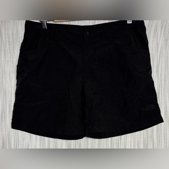 The North Face Black Flat Front Shorts Lightweight Athletic Wear size 10 - Picture 1 of 5